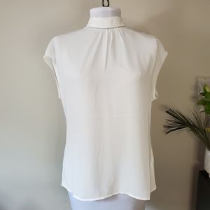 Rw&Co mock neck cap sleeve blouse top white medium business elegant basic